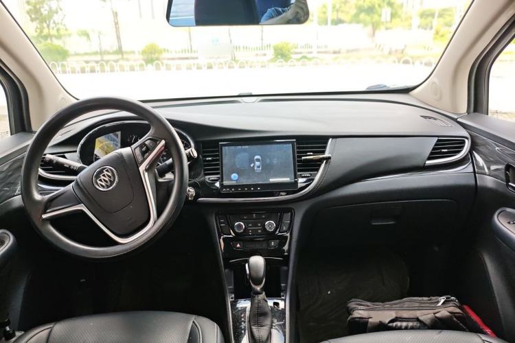 Used Buick Encore 2016 18T Automatic Two-Wheel Drive Urban Leading Edition Center Console