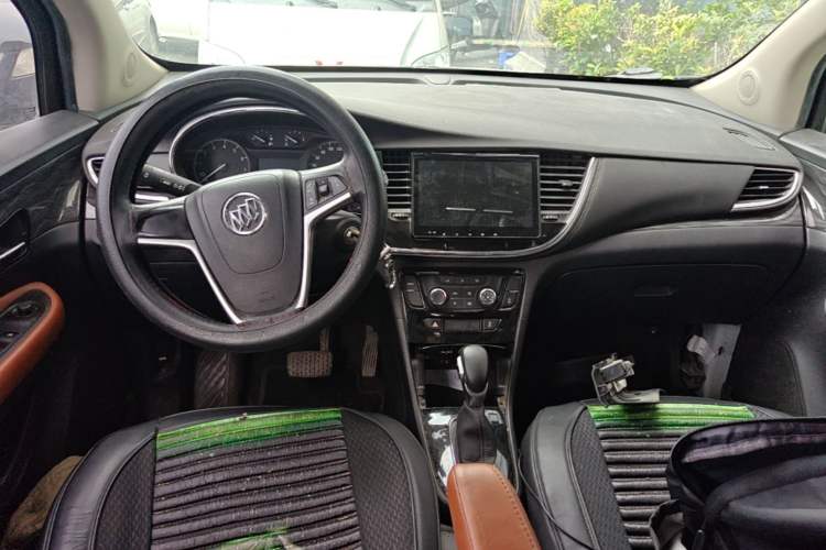 Used Buick Encore 2016 18T Automatic Two-Wheel Drive Urban Leading Edition Center Console