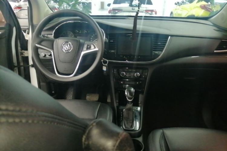 Used Buick Encore 2016 18T Automatic Two-Wheel Drive Urban Leading Edition Center Console