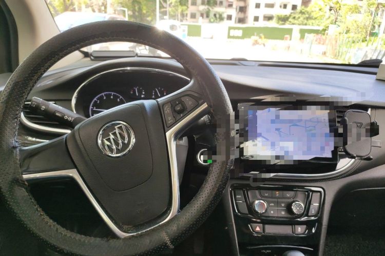 Used Buick Encore 2016 18T Automatic Two-Wheel Drive Urban Fashion Model Center Console