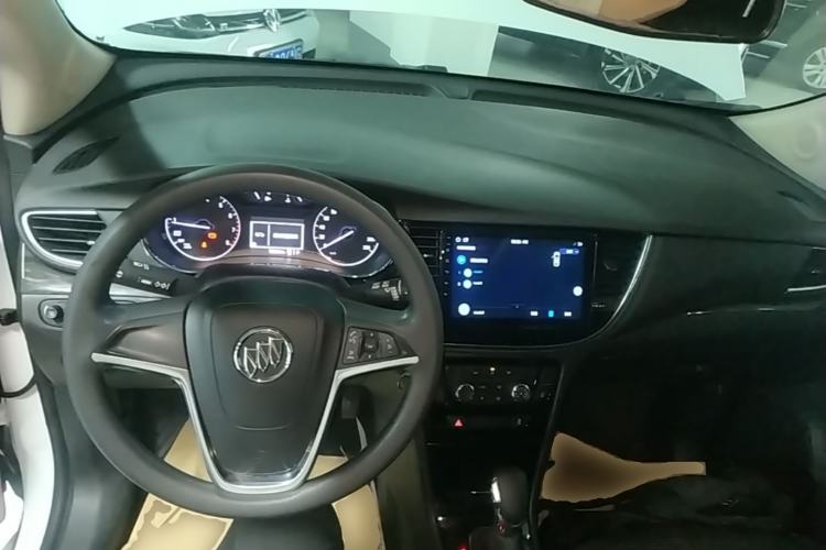 Used Buick Encore 2016 18T Automatic Two-Wheel Drive Urban Leading Edition Center Console