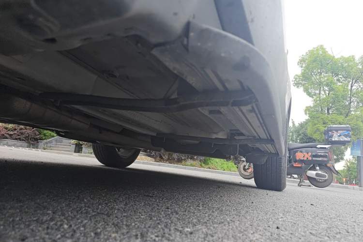 Used Buick Encore 2016 18T Automatic Two-Wheel Drive Urban Leading Edition Chassis Front Left