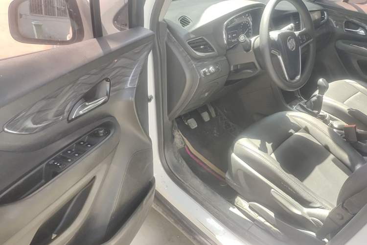 Used Buick Encore 2016 18T Manual Two-Wheel Drive Urban Advanced Model Driver Seat
