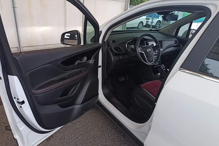 Used Buick Encore 2016 18T Automatic Two-Wheel Drive Urban Elite Model Driver Seat
