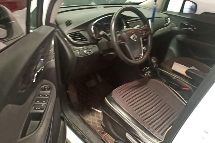 Used Buick Encore 2016 18T Automatic Two-Wheel Drive Urban Leading Edition Driver Seat