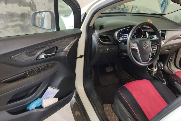Used Buick Encore 2016 18T Automatic Two-Wheel Drive Urban Fashion Model Driver Seat