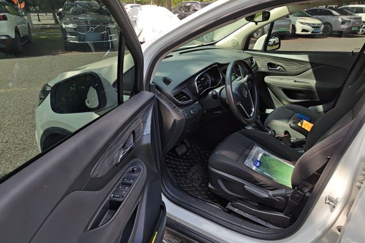 Used Buick Encore 2016 18T Automatic Two-Wheel Drive Urban Leading Edition Driver Seat