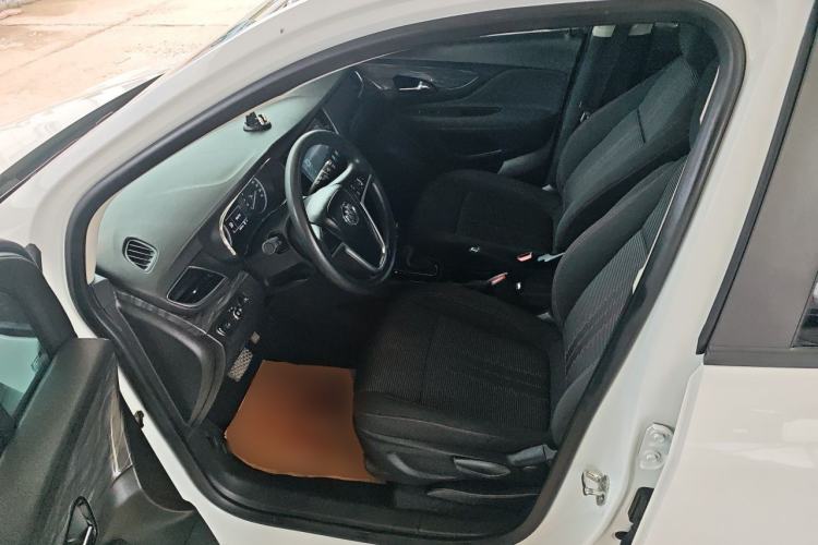 Used Buick Encore 2016 18T Automatic Two-Wheel Drive Urban Leading Edition Driver Seat