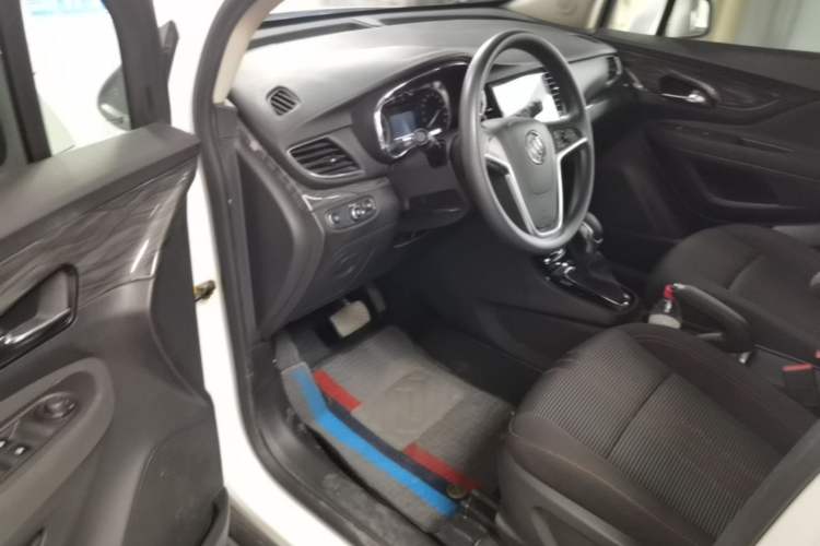 Used Buick Encore 2016 18T Automatic Two-Wheel Drive Urban Leading Edition Driver Seat