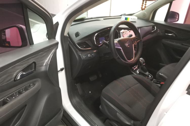 Used Buick Encore 2016 18T Automatic Two-Wheel Drive Urban Leading Edition Driver Seat