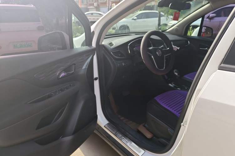 Used Buick Encore 2016 18T Automatic Two-Wheel Drive Urban Leading Edition Driver Seat