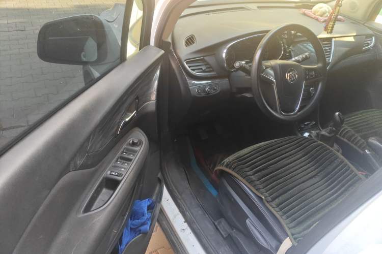 Used Buick Encore 2016 18T Manual Two-Wheel Drive Urban Advanced Model Driver Seat