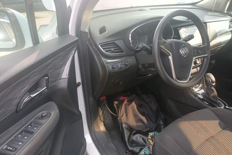 Used Buick Encore 2016 18T Automatic Two-Wheel Drive Urban Leading Edition Driver Seat