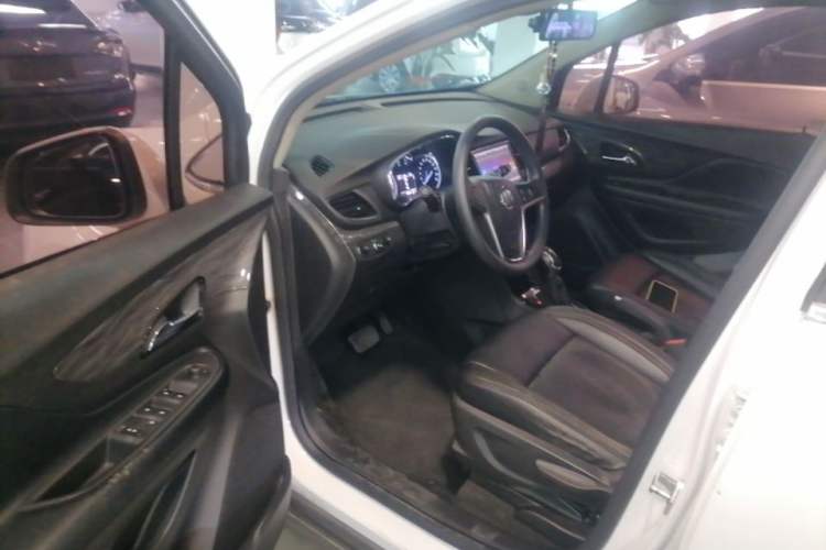 Used Buick Encore 2016 18T Automatic Two-Wheel Drive Urban Leading Edition Driver Seat
