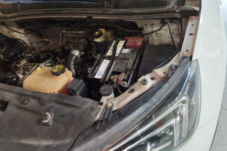 Used Buick Encore 2016 18T Automatic Two-Wheel Drive Urban Elite Model Engine Bay Left