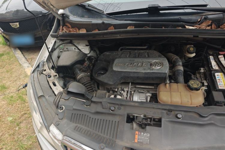 Used Buick Encore 2016 18T Automatic Two-Wheel Drive Urban Leading Edition Engine Bay Right