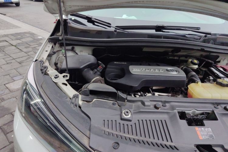 Used Buick Encore 2016 18T Manual Two-Wheel Drive Urban Advanced Model Engine Bay Right