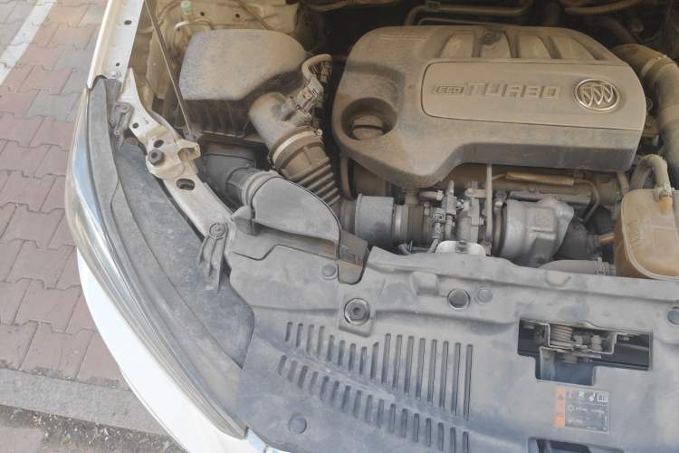 Used Buick Encore 2016 18T Manual Two-Wheel Drive Urban Advanced Model Engine Bay Right