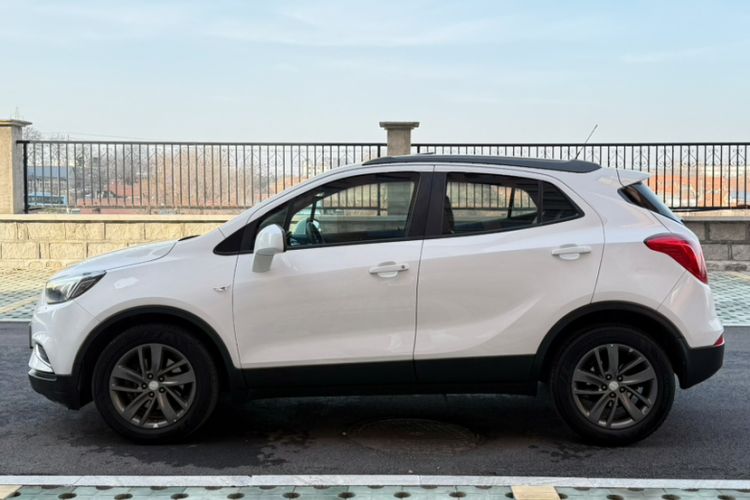 Used Buick Encore 2016 18T Automatic Two-Wheel Drive Urban Leading Edition Exterior 1