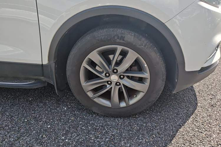 Used Buick Encore 2016 18T Automatic Two-Wheel Drive Urban Leading Edition Exterior 1