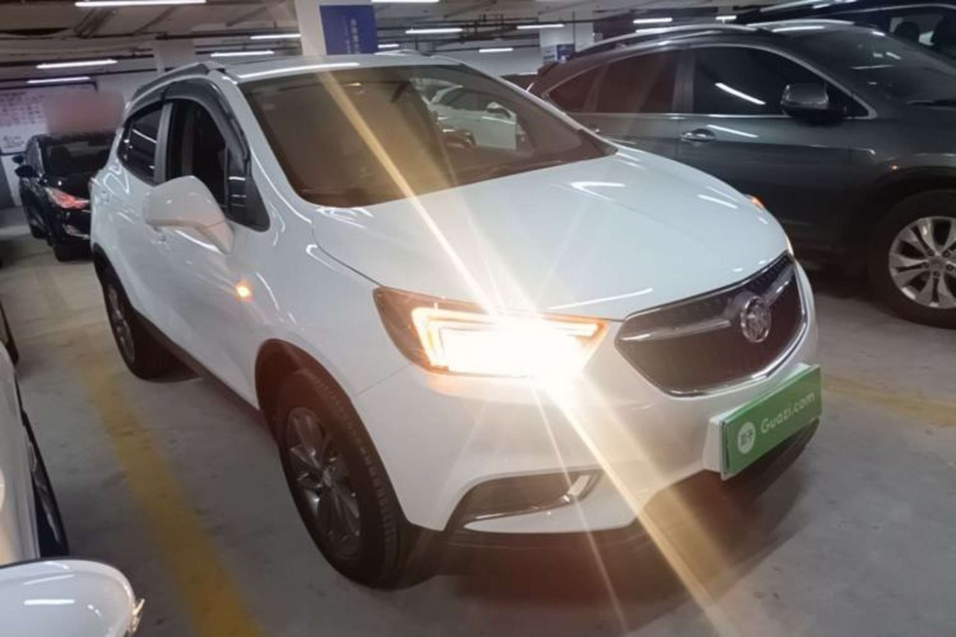 Used Buick Encore 2016 18T Automatic Two-Wheel Drive Urban Leading Edition Front Right 45 Deg