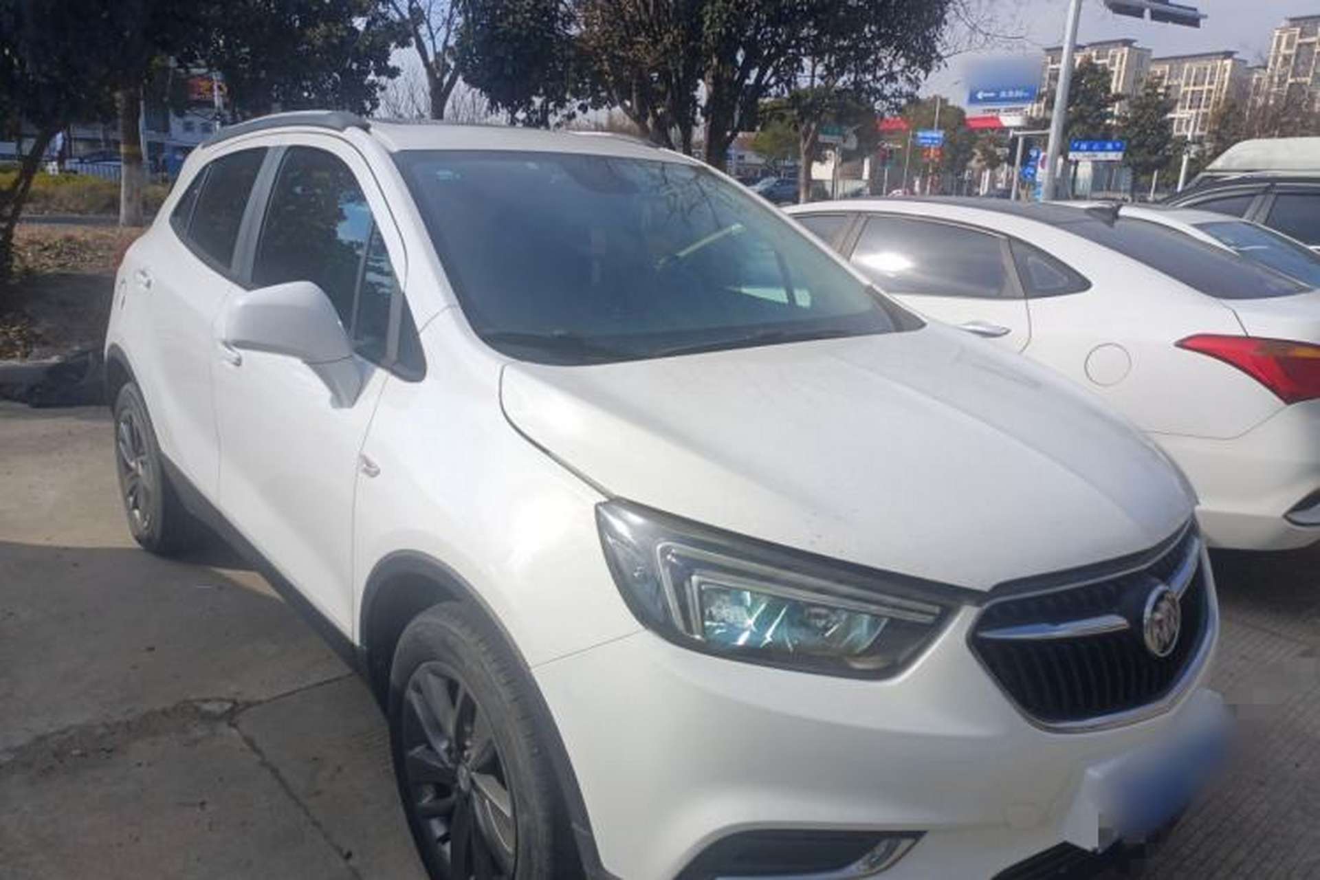 Used Buick Encore 2016 18T Automatic Two-Wheel Drive Urban Leading Edition Front Right 45 Deg