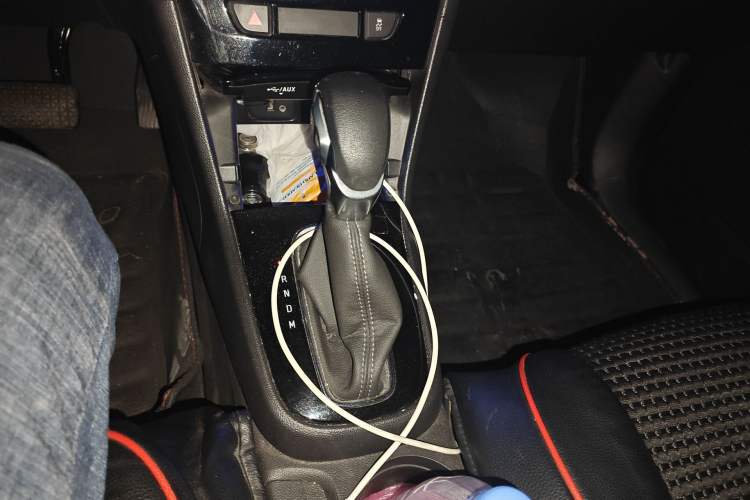 Used Buick Encore 2016 18T Automatic Two-Wheel Drive Urban Elite Model Gear Lever