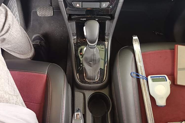Used Buick Encore 2016 18T Automatic Two-Wheel Drive Urban Elite Model Gear Lever