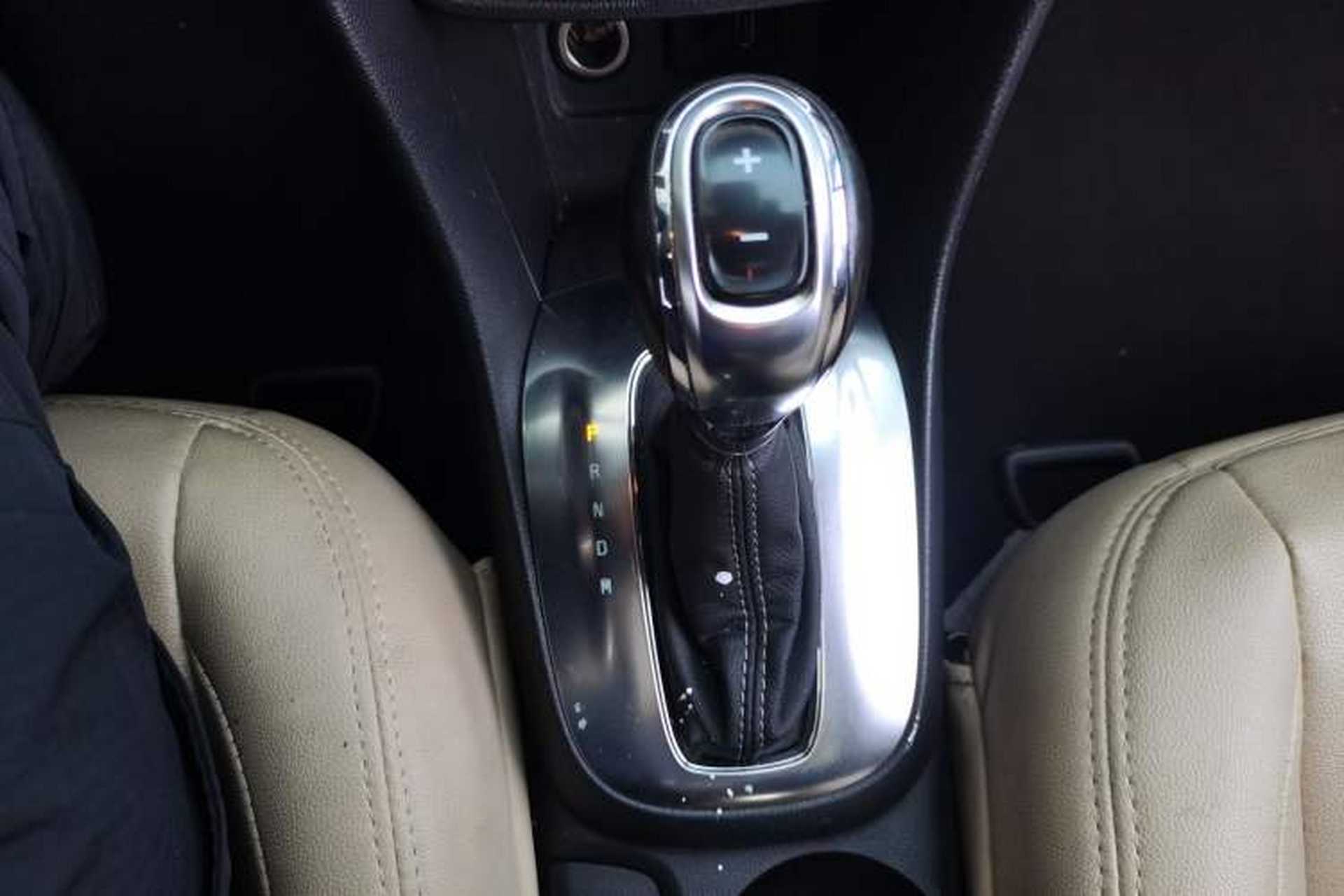 Used Buick Encore 2016 18T Automatic Two-Wheel Drive Urban Elite Model Gear Lever