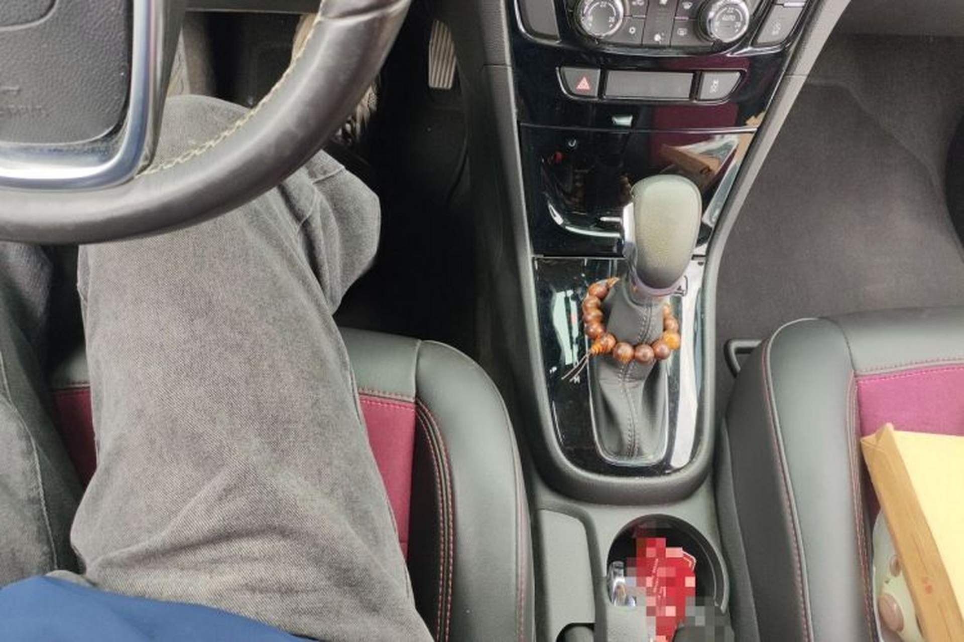 Used Buick Encore 2016 18T Automatic Two-Wheel Drive Urban Elite Model Gear Lever
