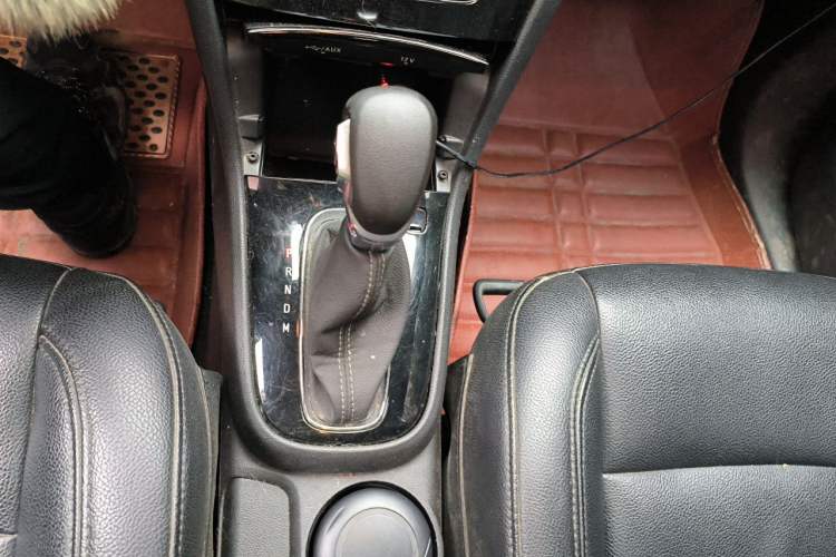 Used Buick Encore 2016 18T Automatic Two-Wheel Drive Urban Leading Edition Gear Lever