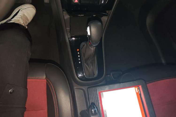 Used Buick Encore 2016 18T Automatic Two-Wheel Drive Urban Elite Model Gear Lever