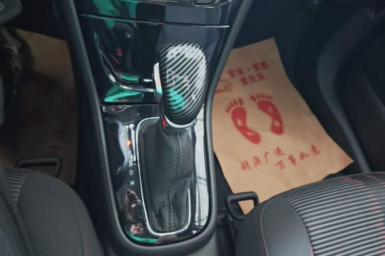 Used Buick Encore 2016 18T Automatic Two-Wheel Drive Urban Leading Edition Gear Lever