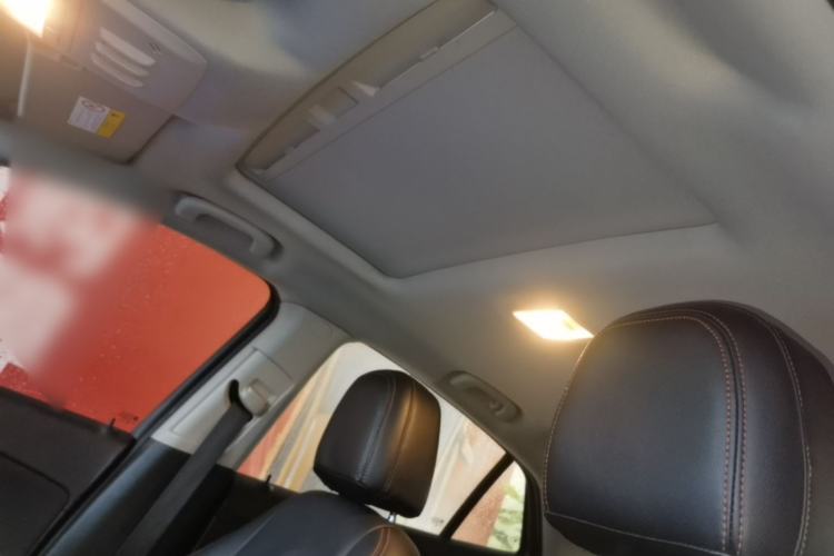 Used Buick Encore 2016 18T Automatic Two-Wheel Drive Urban Fashion Model Headliner