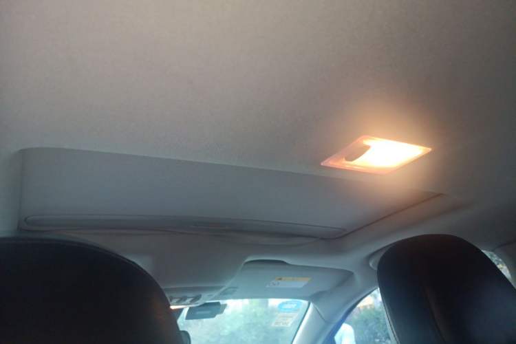 Used Buick Encore 2016 18T Automatic Two-Wheel Drive Urban Fashion Model Headliner