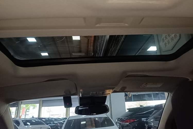 Used Buick Encore 2016 18T Automatic Two-Wheel Drive Urban Leading Edition Headliner