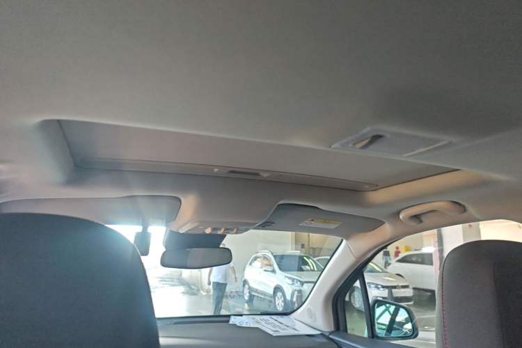 Used Buick Encore 2016 18T Automatic Two-Wheel Drive Urban Leading Edition Headliner