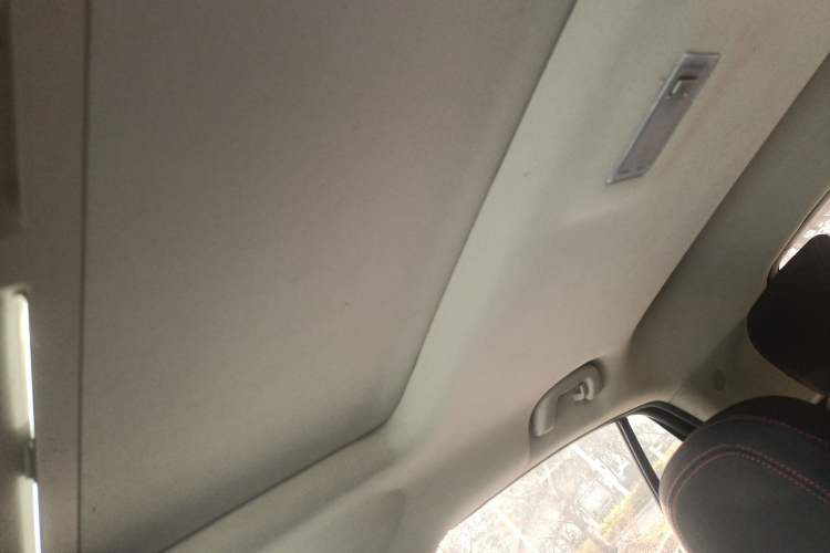 Used Buick Encore 2016 18T Automatic Two-Wheel Drive Urban Leading Edition Headliner