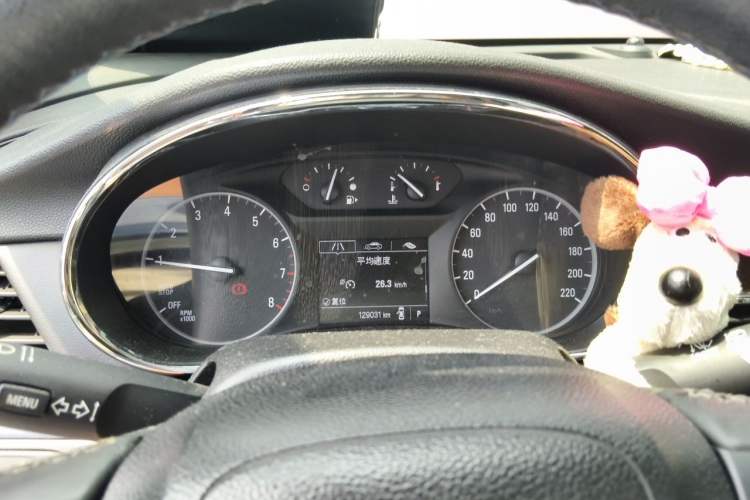 Used Buick Encore 2016 18T Automatic Two-Wheel Drive Urban Elite Model Instrument Cluster
