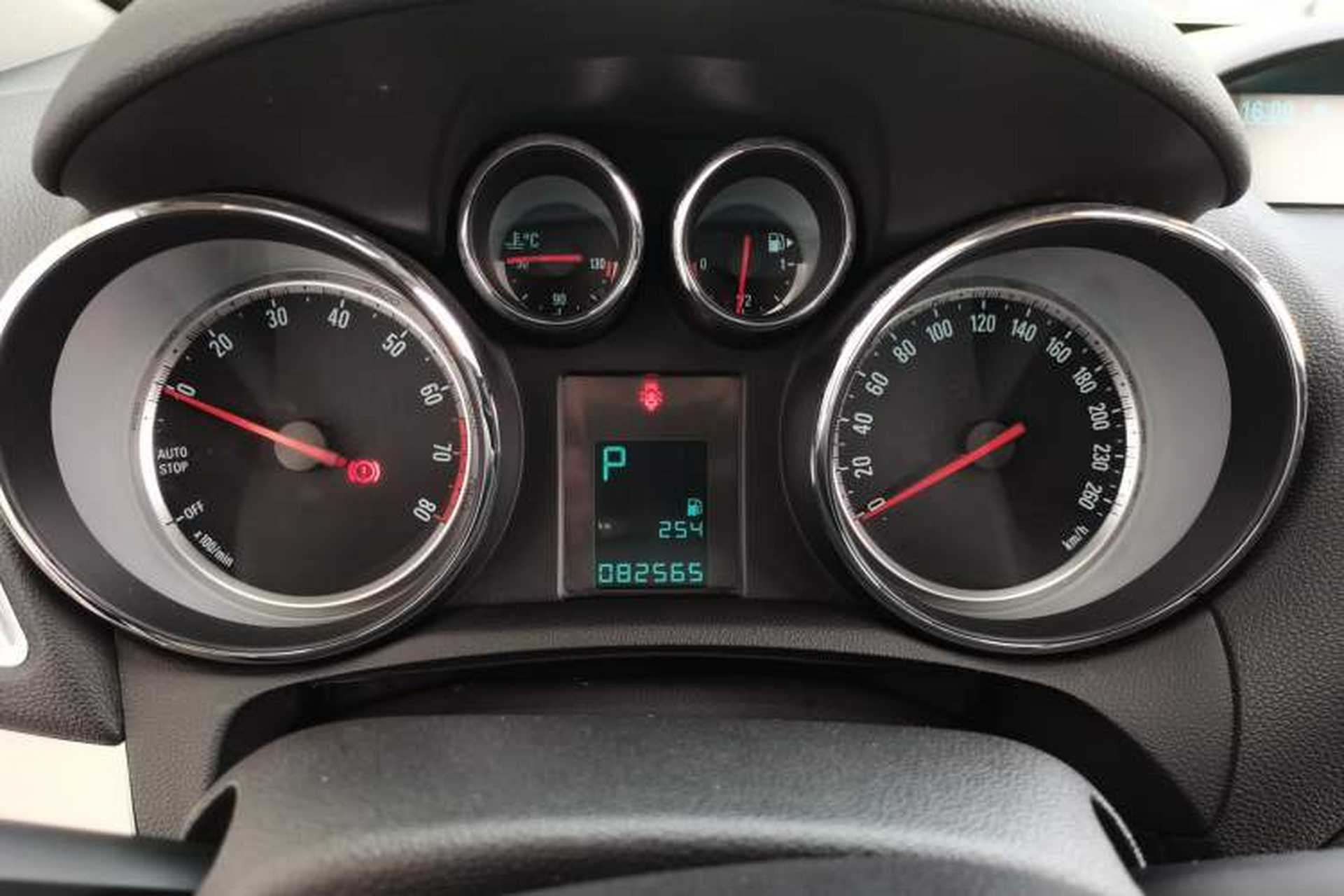 Used Buick Encore 2016 18T Automatic Two-Wheel Drive Urban Elite Model Instrument Cluster