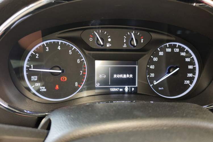 Used Buick Encore 2016 18T Automatic Two-Wheel Drive Urban Fashion Model Instrument Cluster
