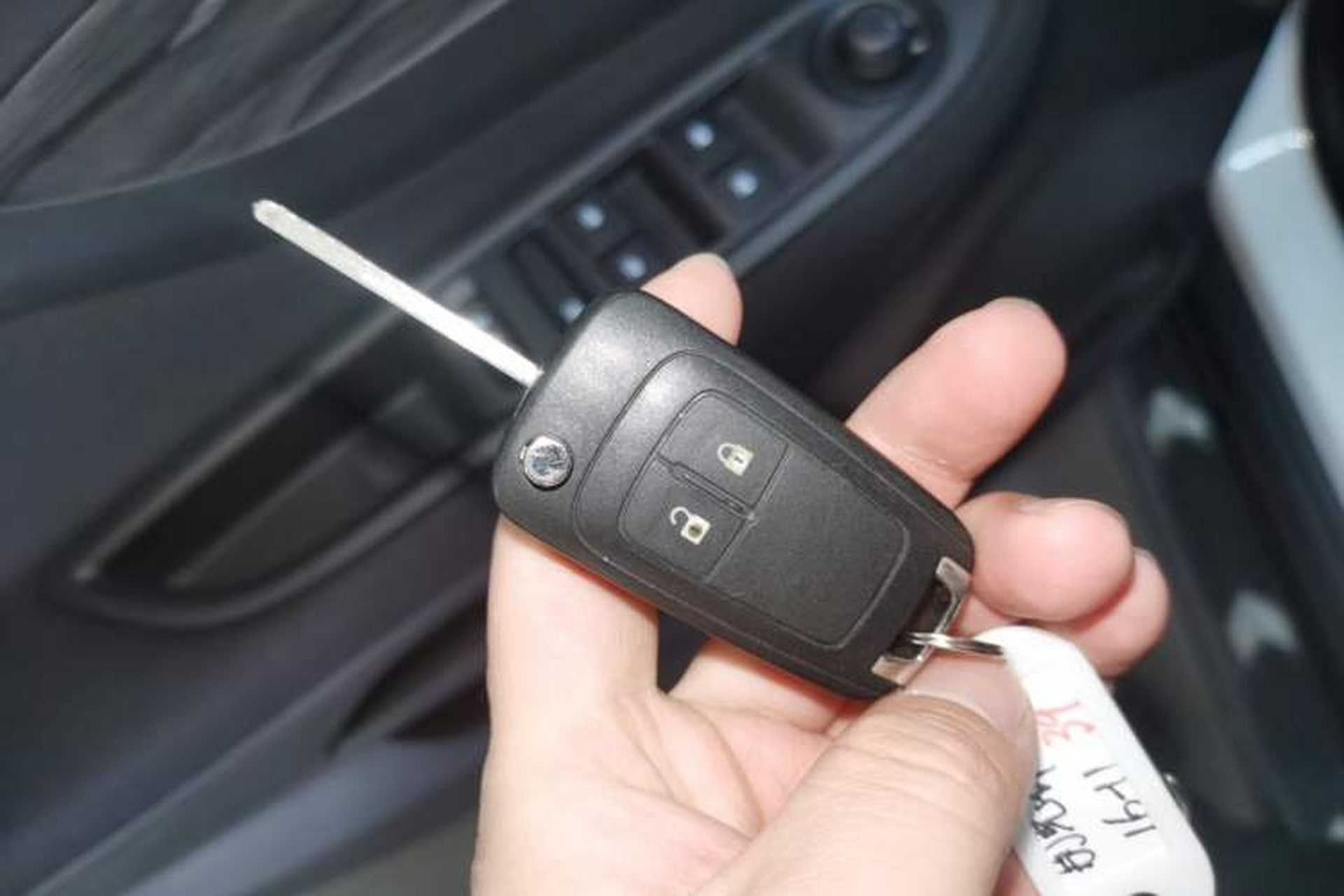 Used Buick Encore 2016 18T Automatic Two-Wheel Drive Urban Leading Edition Interior 1