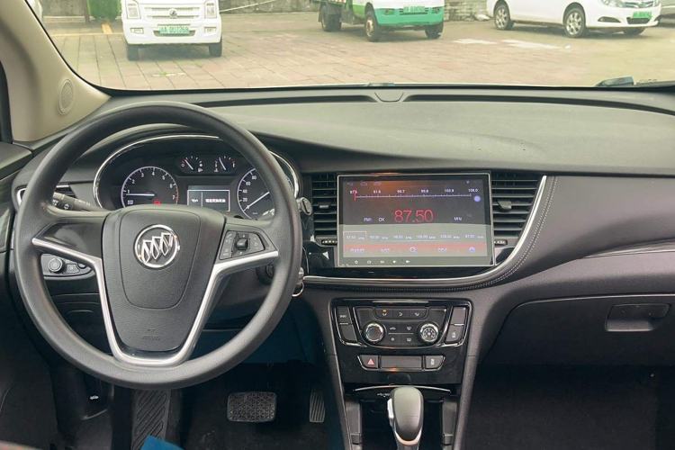 Used Buick Encore 2016 18T Automatic Two-Wheel Drive Urban Leading Edition Interior 2