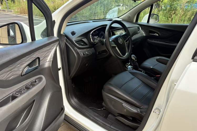 Used Buick Encore 2016 18T Automatic Two-Wheel Drive Urban Leading Edition Interior 7