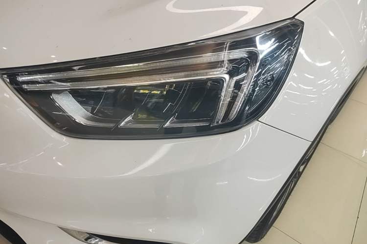 Used Buick Encore 2016 18T Automatic Two-Wheel Drive Urban Elite Model Left Front Headlight