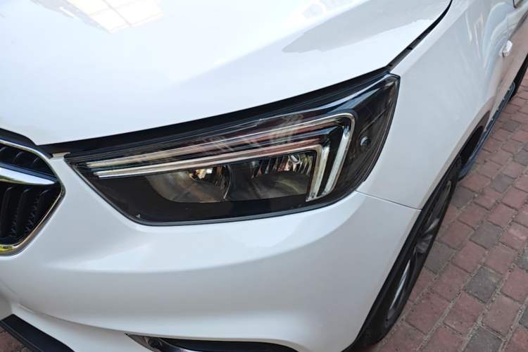 Used Buick Encore 2016 18T Automatic Two-Wheel Drive Urban Leading Edition Left Front Headlight