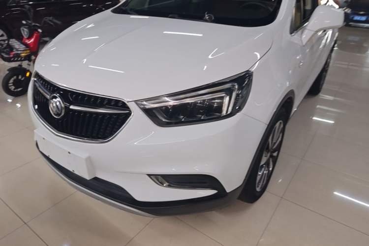 Used Buick Encore 2016 18T Automatic Two-Wheel Drive Urban Elite Model Left Front Headlight