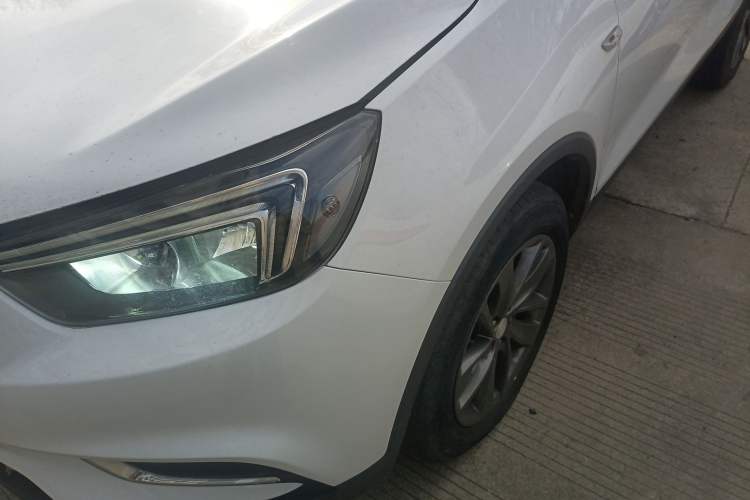 Used Buick Encore 2016 18T Automatic Two-Wheel Drive Urban Leading Edition Left Front Headlight