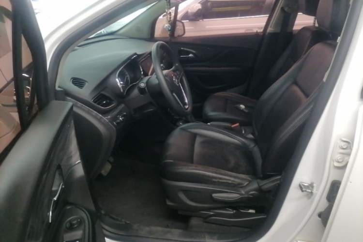 Used Buick Encore 2016 18T Automatic Two-Wheel Drive Urban Leading Edition Left Front Seat