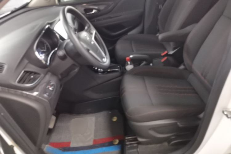 Used Buick Encore 2016 18T Automatic Two-Wheel Drive Urban Leading Edition Left Front Seat